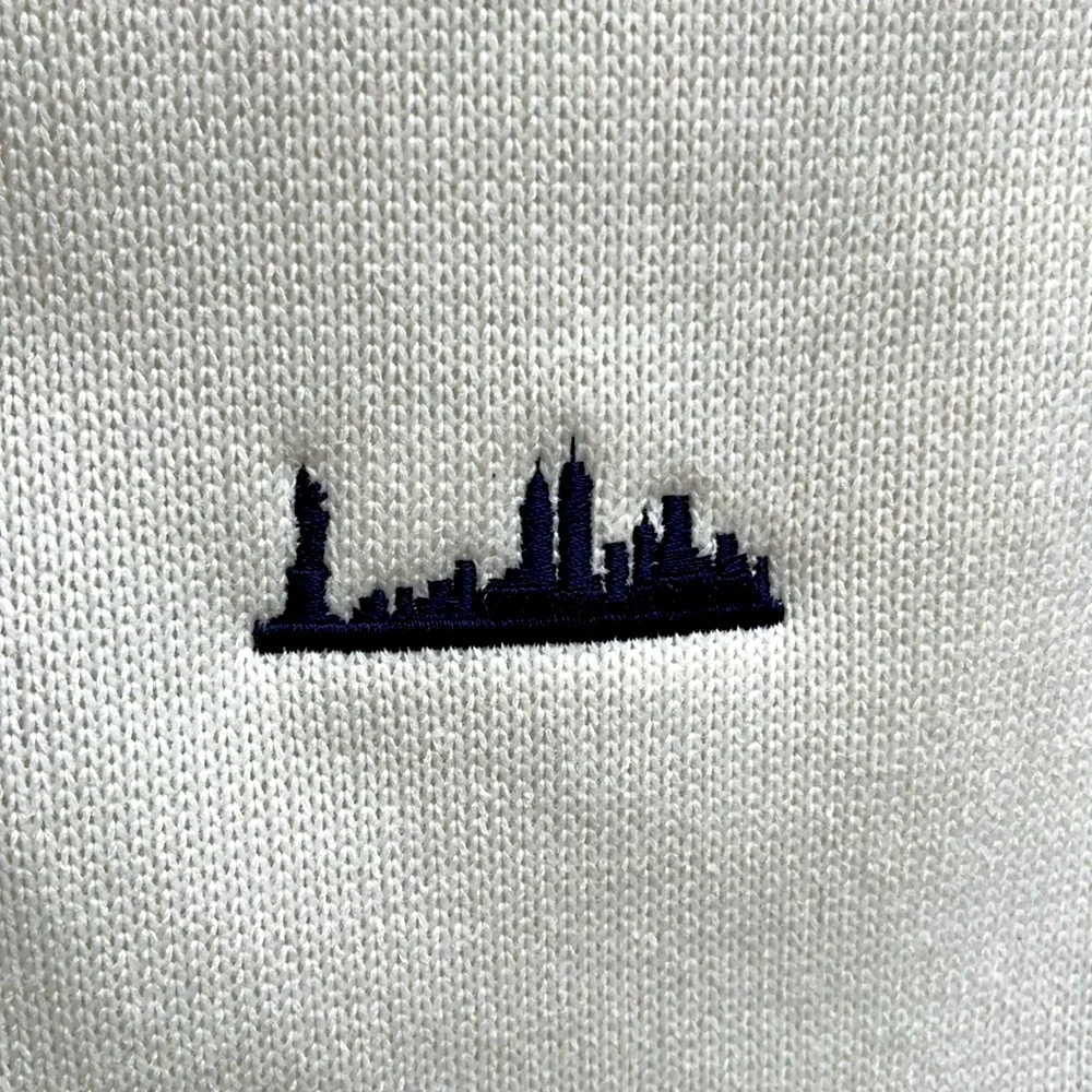 NWT {vineyard vines} NYC Custom Logo Vest - Picture 2 of 8